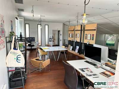 A louer bureaux 80m² R+2 à Biarritz Docks