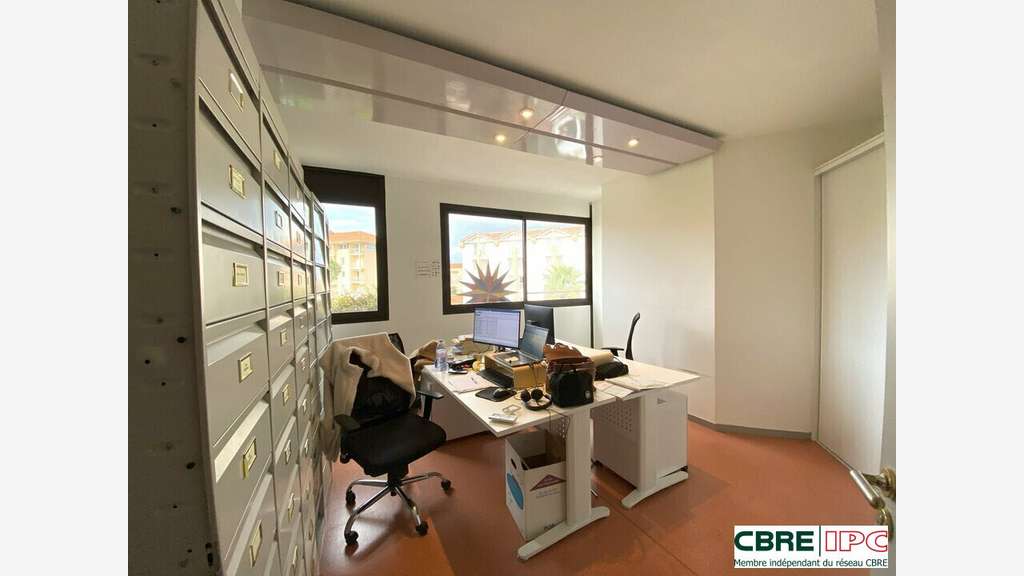 Location bureaux 230m² à Biarritz centre