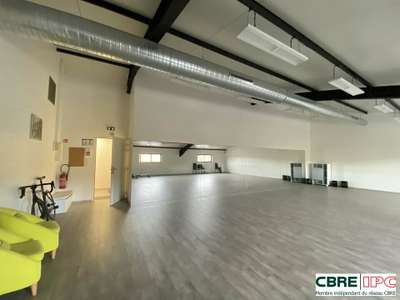 Location bureaux de 110m² en R+1 à Biarritz Docks