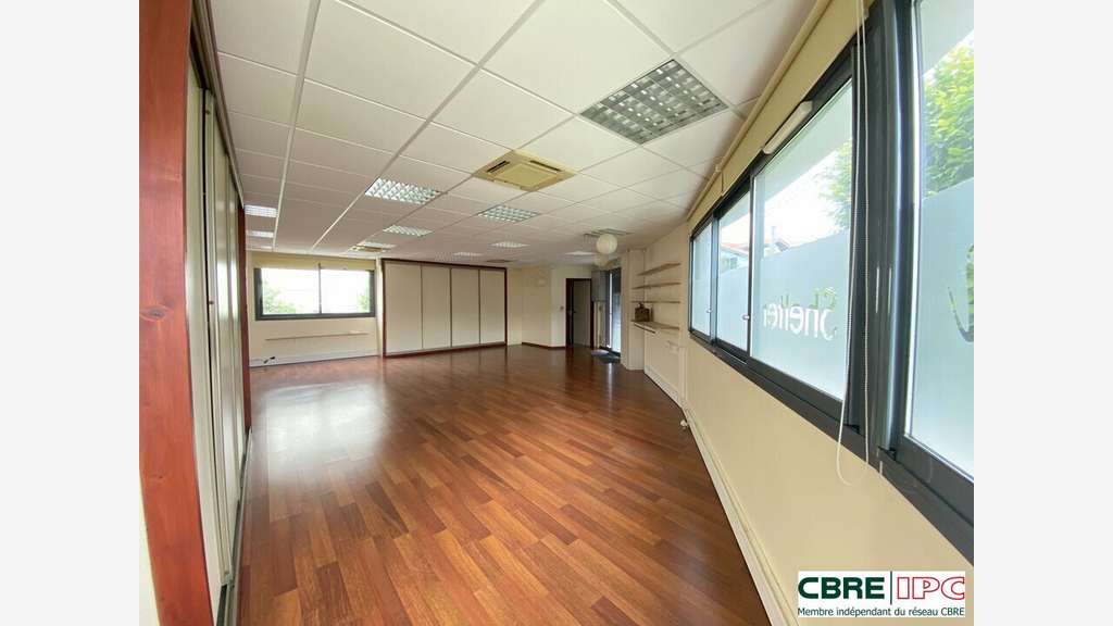 Location bureaux Biarritz Saint Martin Lac Marion