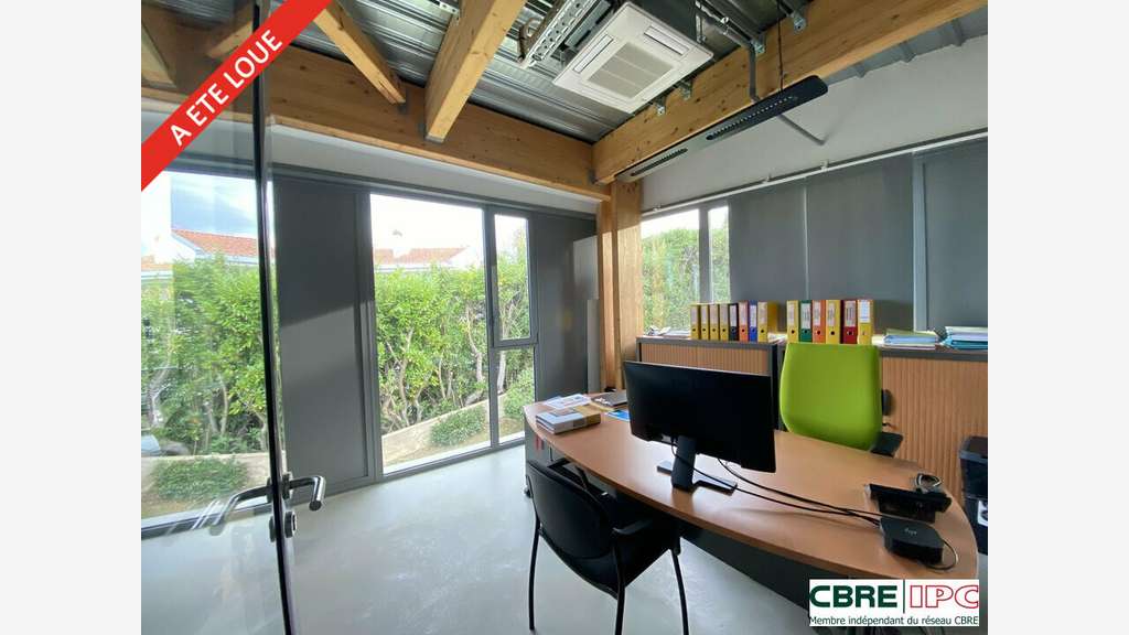 Location bureaux 36m² R+2 à Biarritz A63/Aéroport