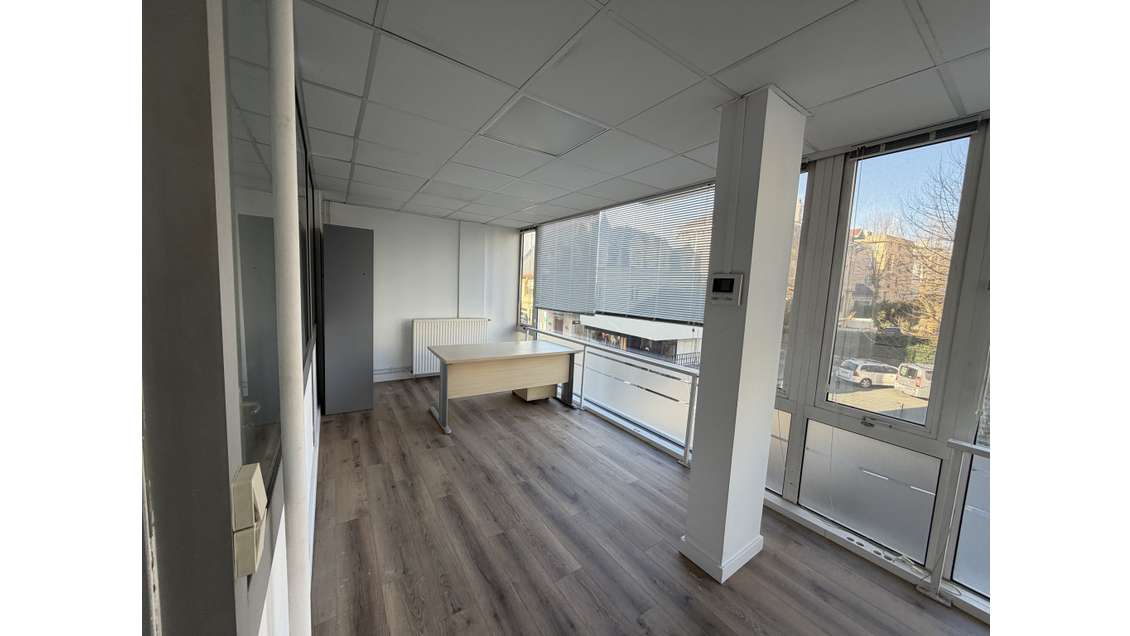 A louer bureau 50m² R+1 cœur de ville de Biarritz