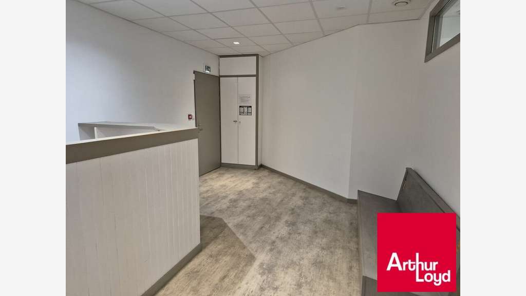 Bureaux 93m² à louer empl stratégique à Biarritz