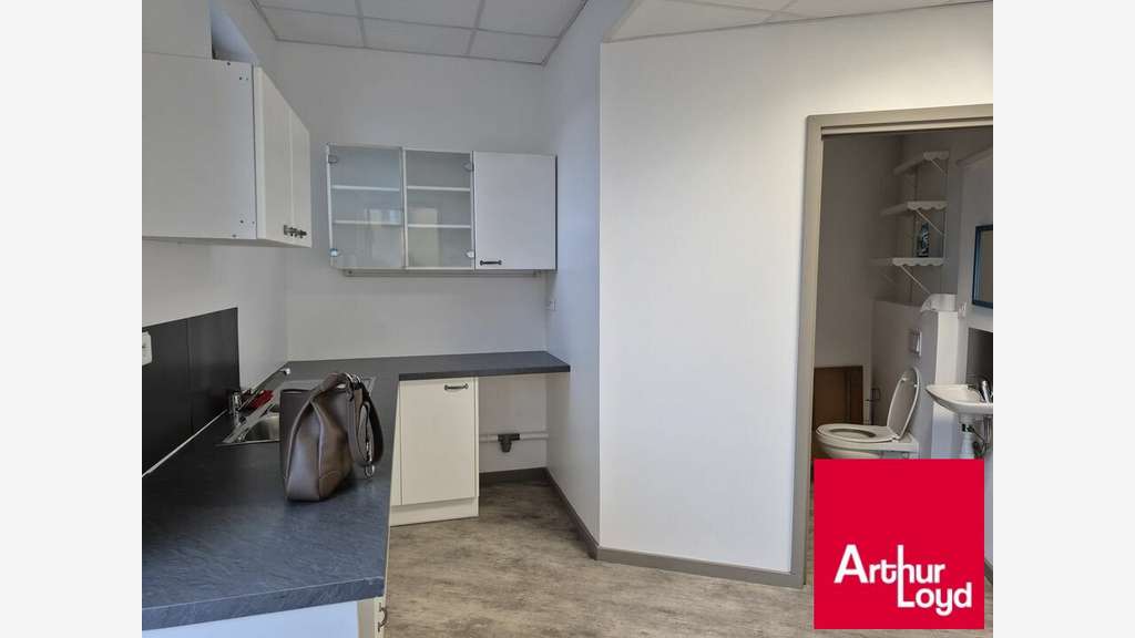 Bureaux 93m² à louer empl stratégique à Biarritz