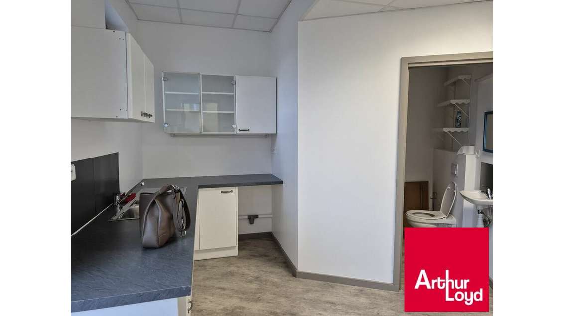 Bureaux 93m² à louer empl stratégique à Biarritz