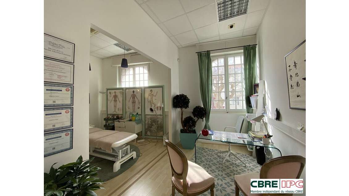 Location bureau 23m² RDC à Biarritz