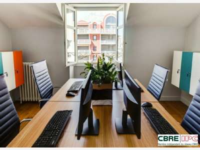 Location bureaux 16m² R+3 à Biarritz centre