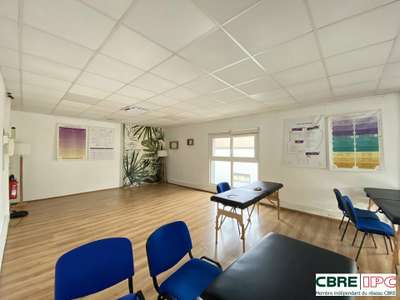 Location bureaux de 106m² au 1er étage à Biarritz