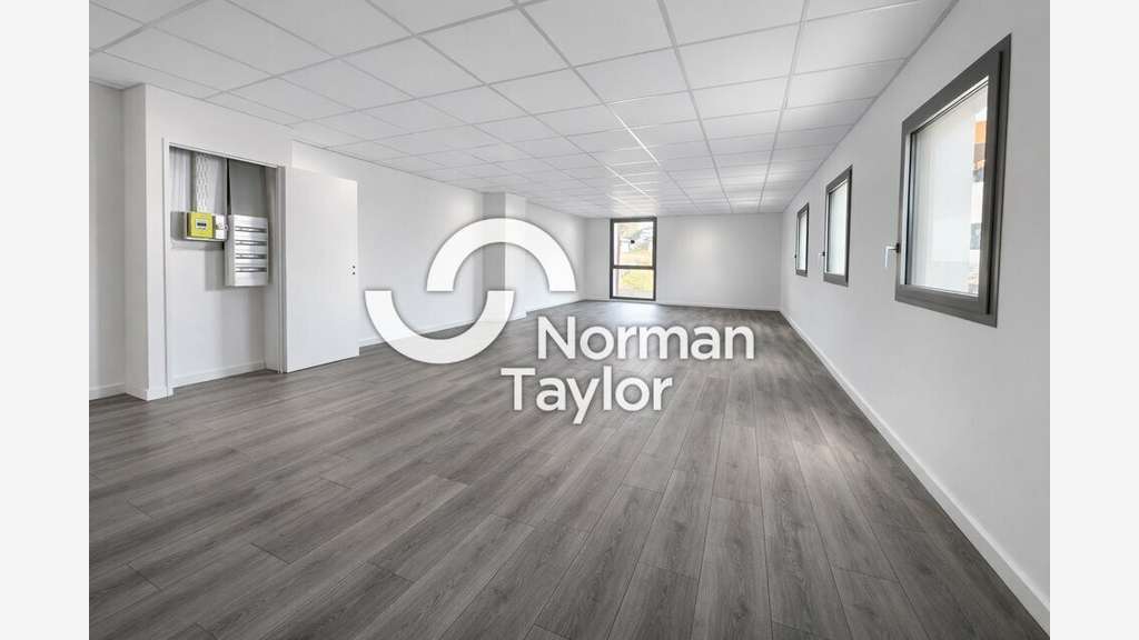 Bureaux 60m² à louer empl stratégique à Biarritz