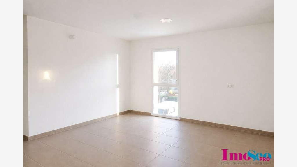 A louer bureaux 100m² empl stratégique à Bidart