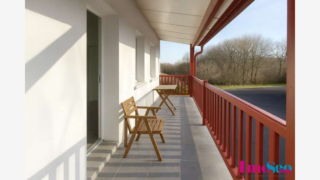 A louer bureaux 100m² empl stratégique à Bidart