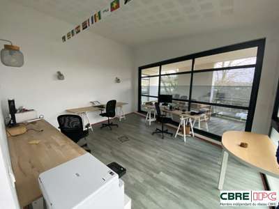 A louer bureaux 77,87m² Bidart technopole Izarbel