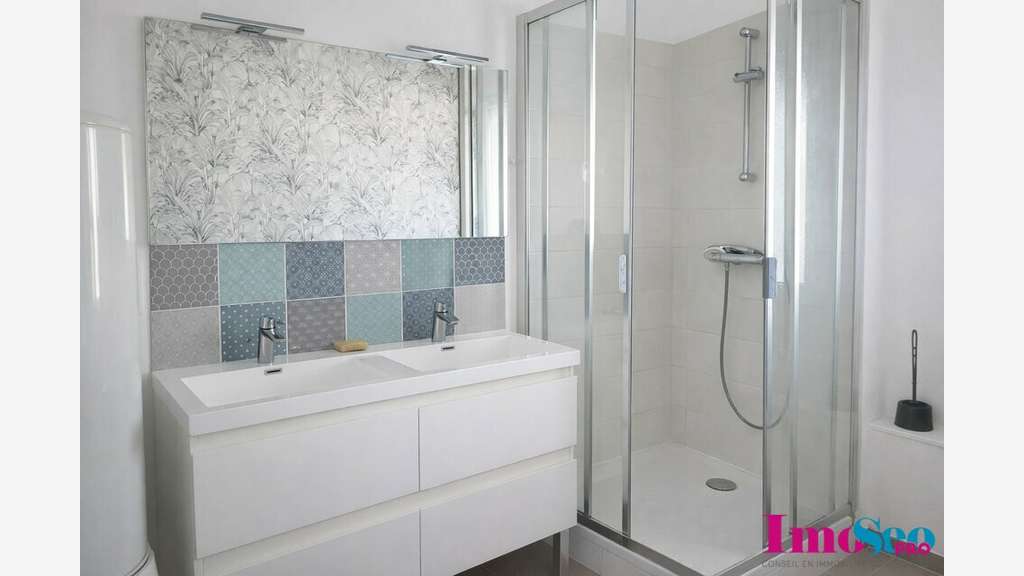 Appartement 90m² à louer ZA de Bassilour à Bidart