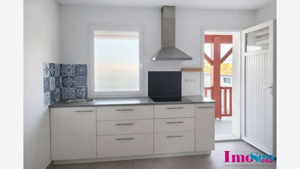 Appartement 90m² à louer ZA de Bassilour à Bidart