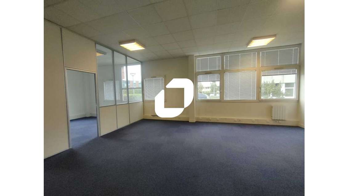A louer Bureaux 100m² Bievres