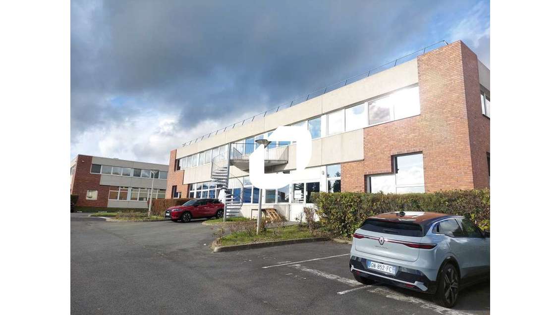 A louer Bureaux 800m² Bievres