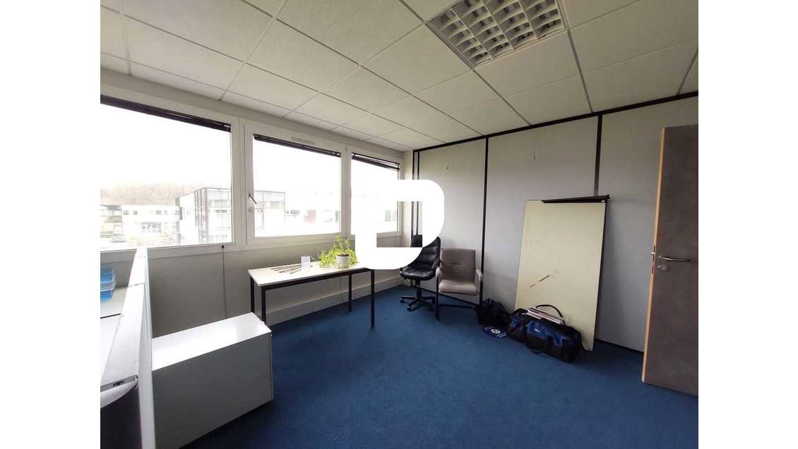 A louer Bureaux 201m² Bievres