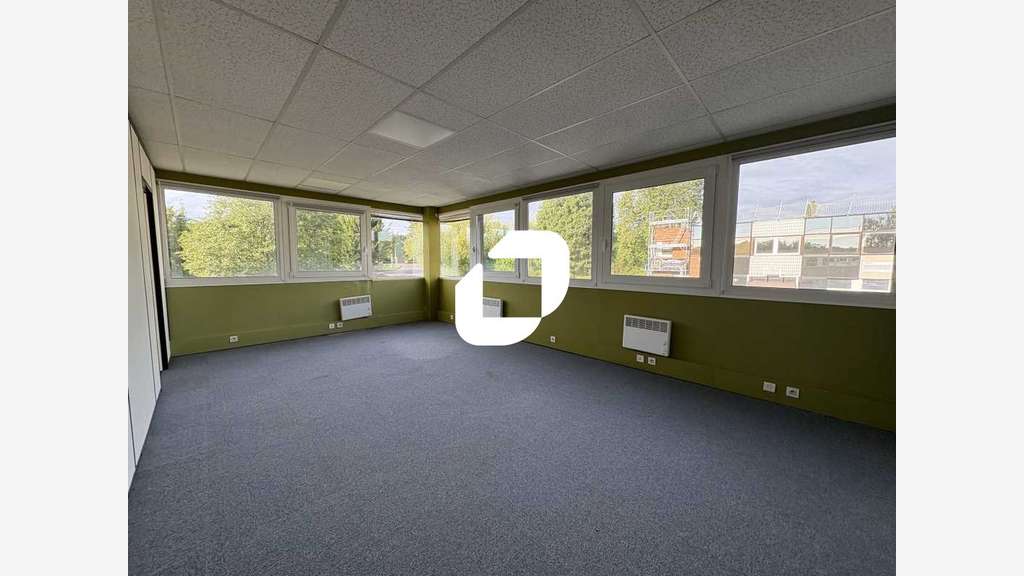 A louer Bureaux 314m² Bievres