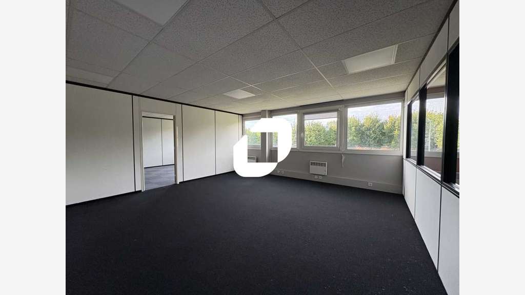 A louer Bureaux 314m² Bievres