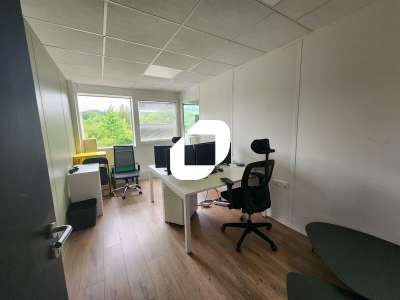 A louer Bureaux 348m² Bievres