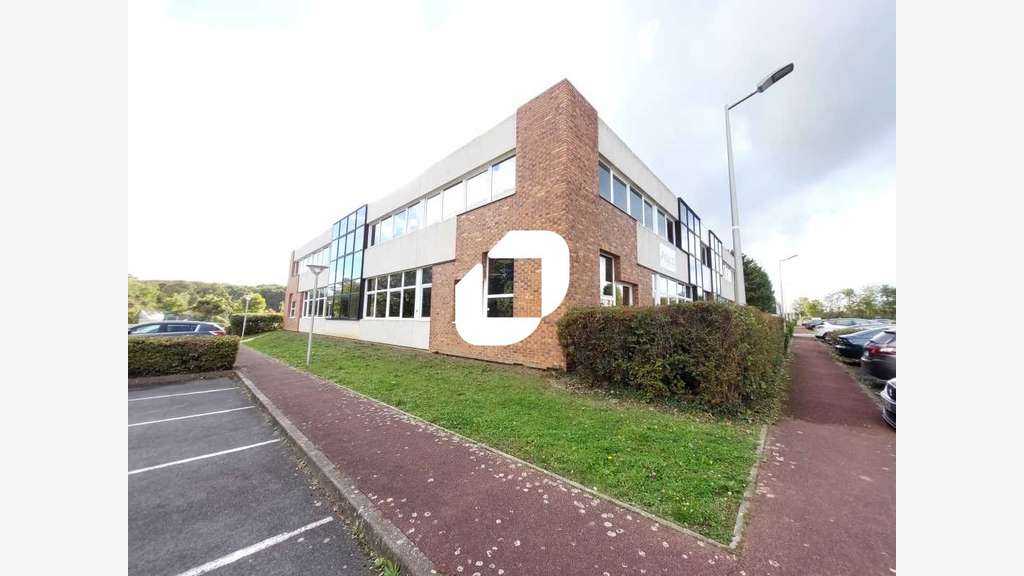 A louer Bureaux 800m² Bievres