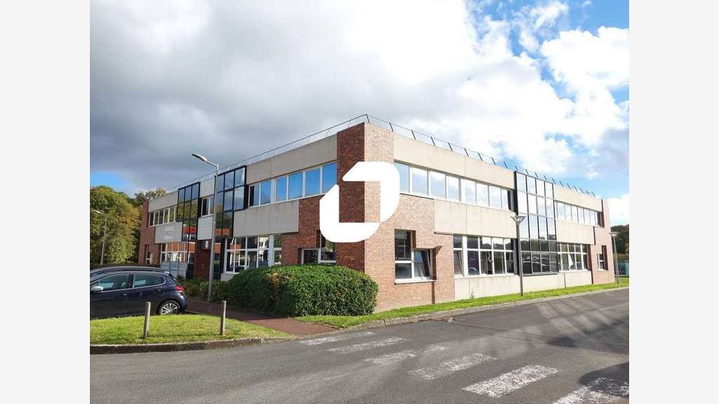 A louer Bureaux 800m² Bievres