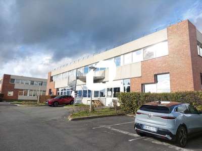 A louer Bureaux 800m² Bievres