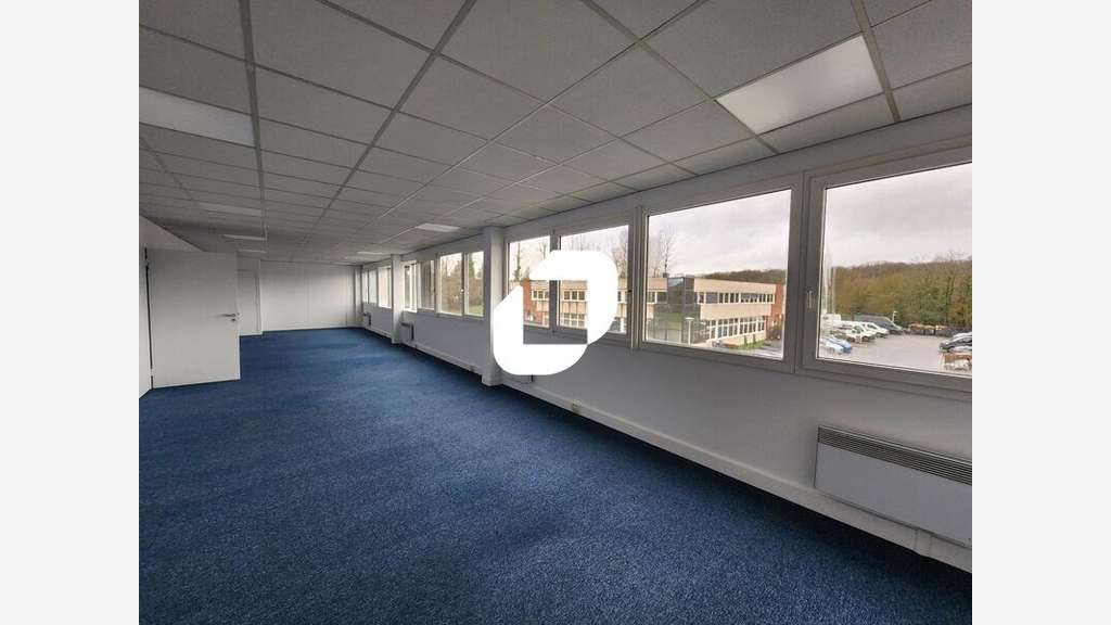 A louer Bureaux 634m² Bievres