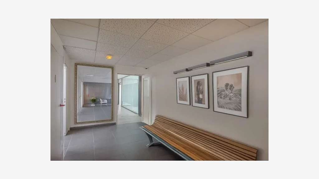 BUREAUX ÉQUIPÉS & COWORKING – route de Gisy - BIÈV