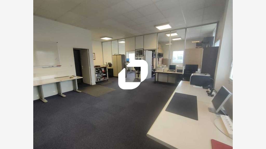 A louer Bureaux 100m² Bievres