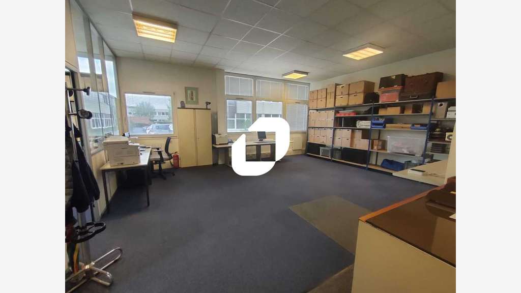 A louer Bureaux 100m² Bievres