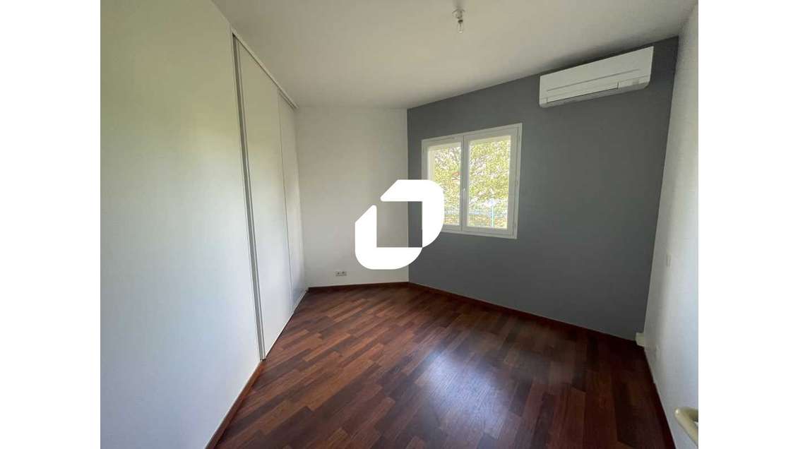 A louer Bureaux 120m² Biganos