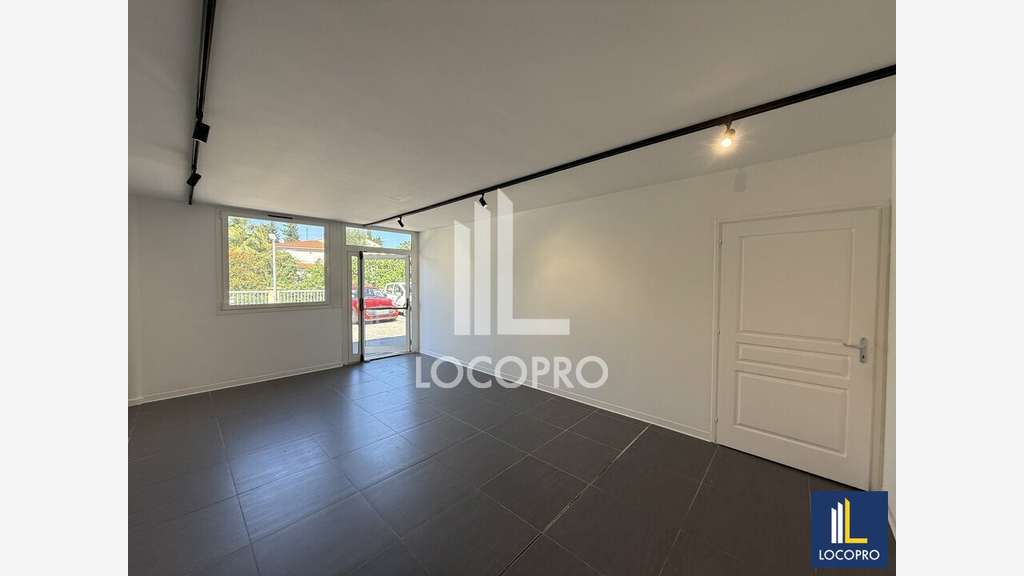 A louer bureaux de 35m² à Biot
