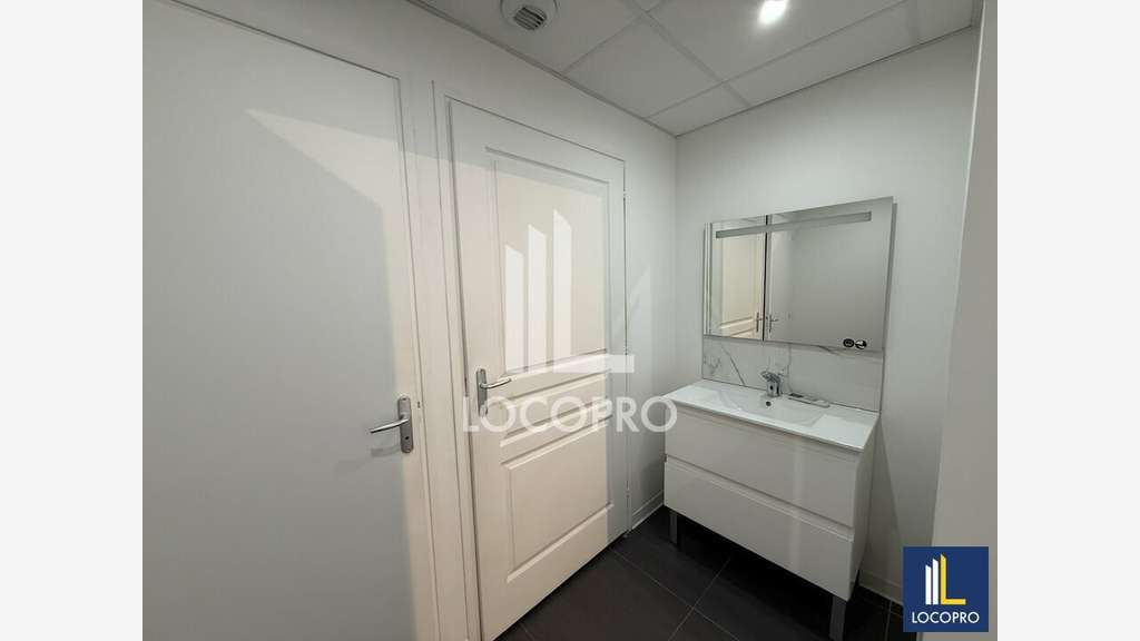 A louer bureaux de 35m² à Biot