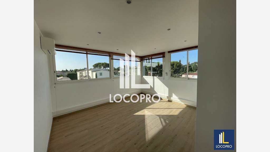 A louer bureaux 128m² à Villeneuve-Loubet
