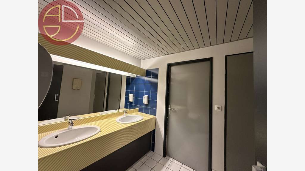 A louer bureaux bon standing 130m² R+2 à Blagnac