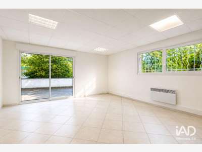 A louer local commercial 83m² Blagnac empl strat