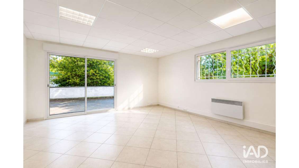 A louer local commercial 83m² Blagnac empl strat