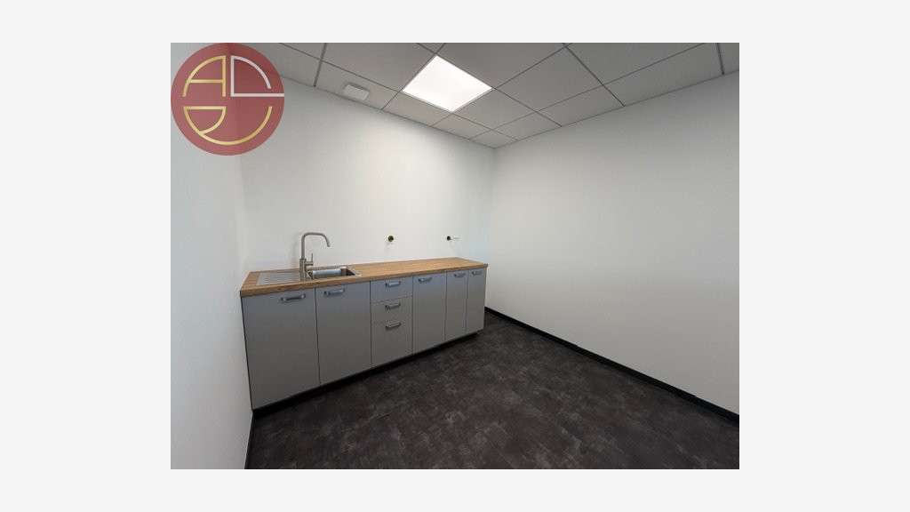 Bureaux neufs, climatisés à louer 400m² à Blagnac