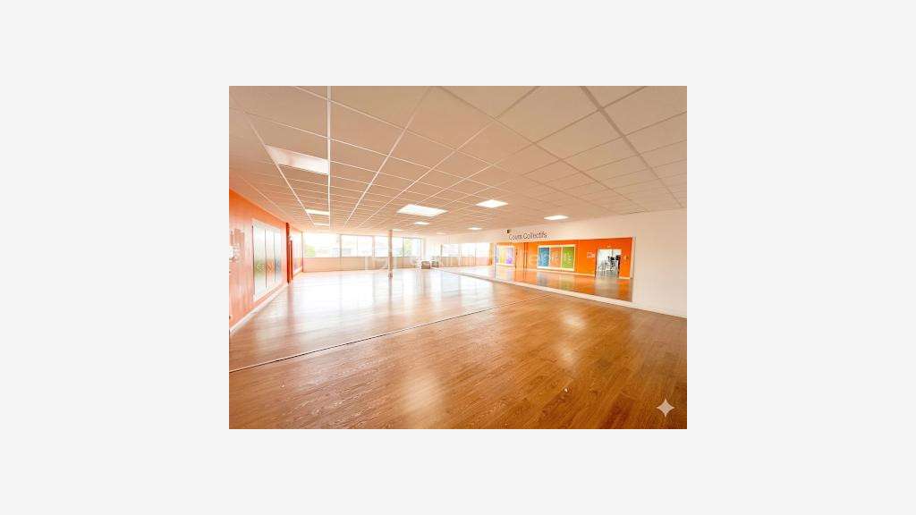 A louer bureaux 525m² grande visibilité à Blagnac