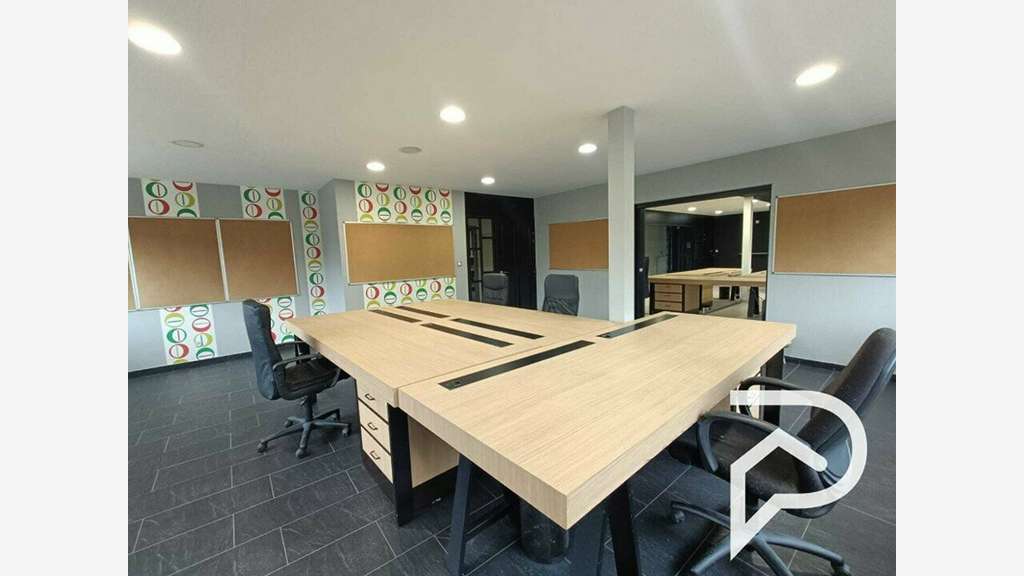 A louer bureaux 103m² Blendecques ZI Moulin Wins