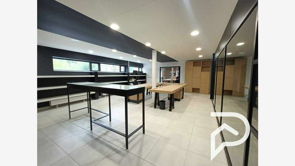A louer bureaux 103m² Blendecques ZI Moulin Wins