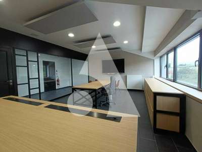 A louer bureau 33m² R+1 Blendecques ZI Moulin Wins