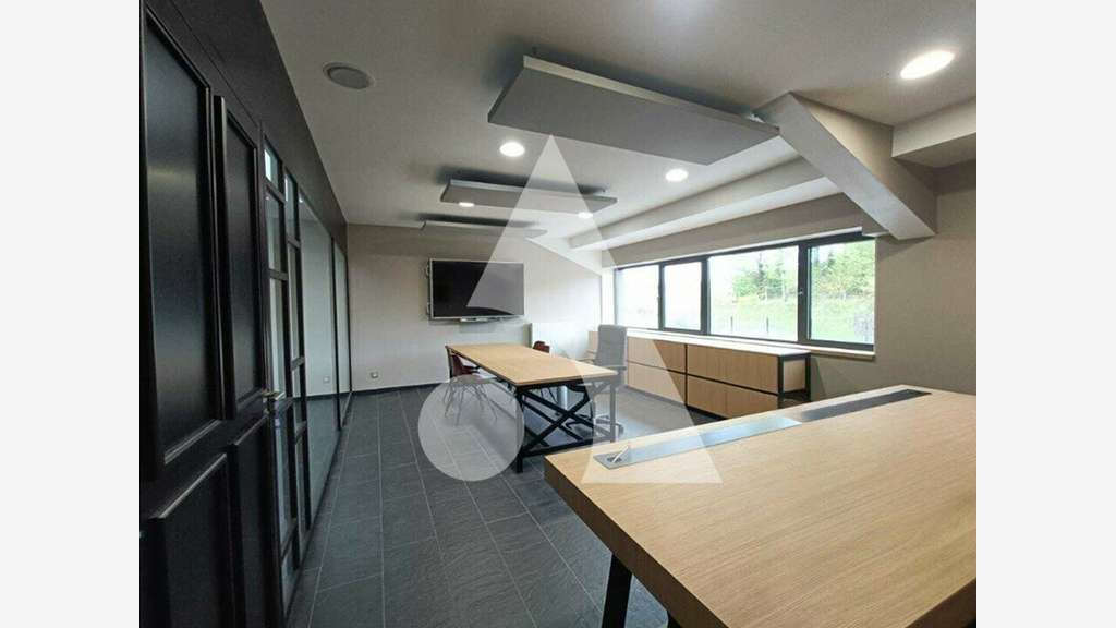 A louer bureau 33m² R+1 Blendecques ZI Moulin Wins
