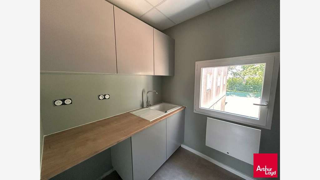 Bureaux 900m² à louer à Blois