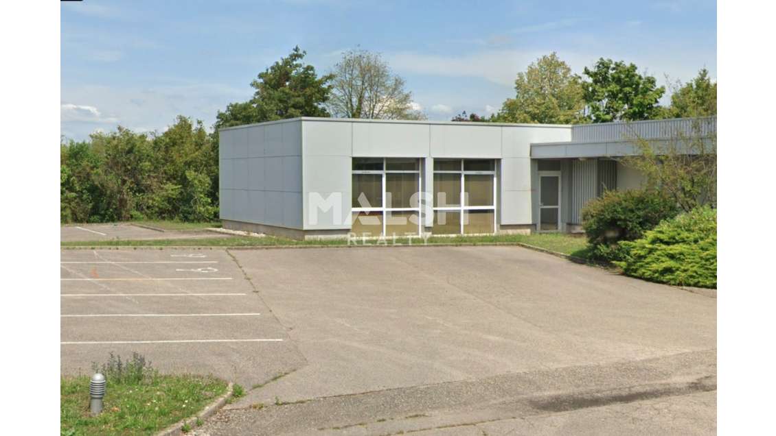 Bureaux à louer 97m² à Blyes dans Parc Industriel