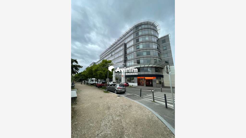 A louer plateau de bureaux ERP et PMR à Bobigny