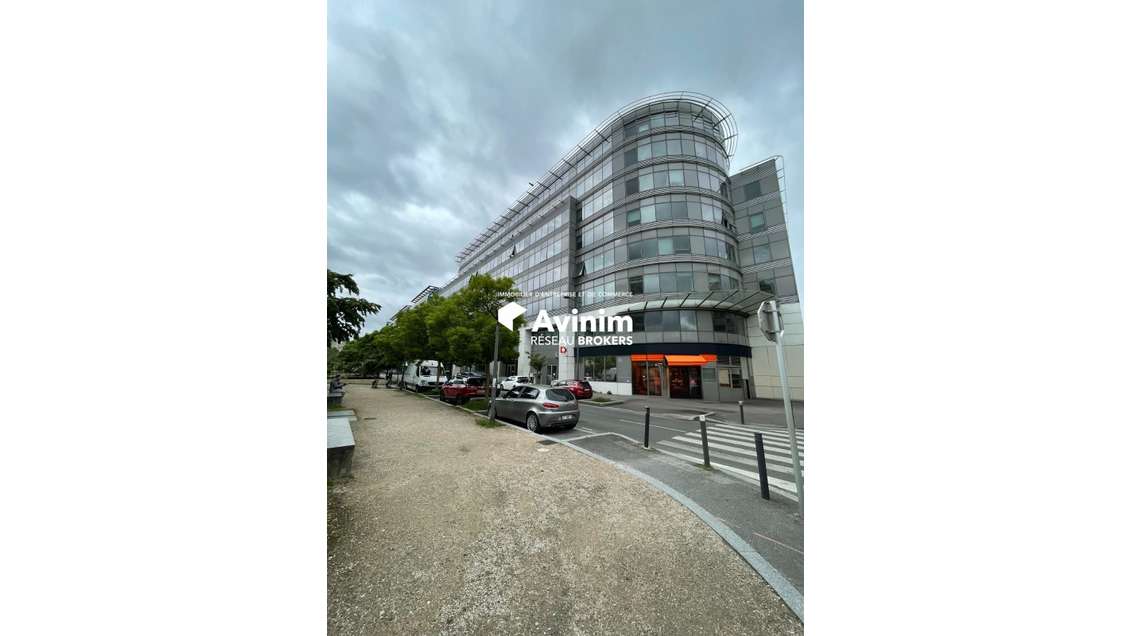 A louer plateau de bureaux ERP et PMR à Bobigny