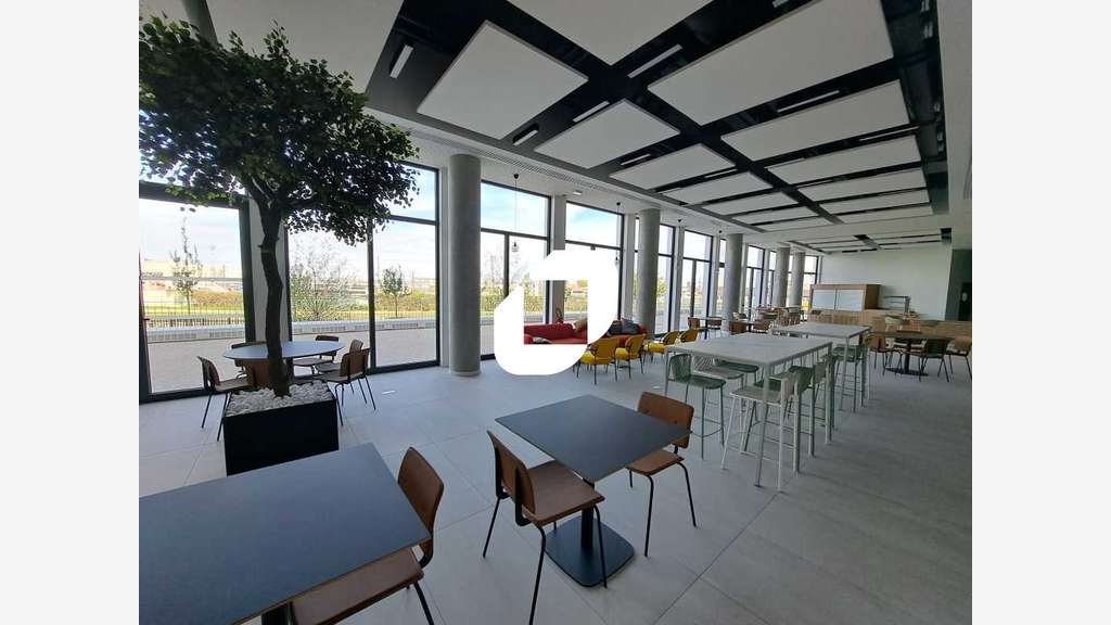 A louer Bureaux 11622m² Bobigny