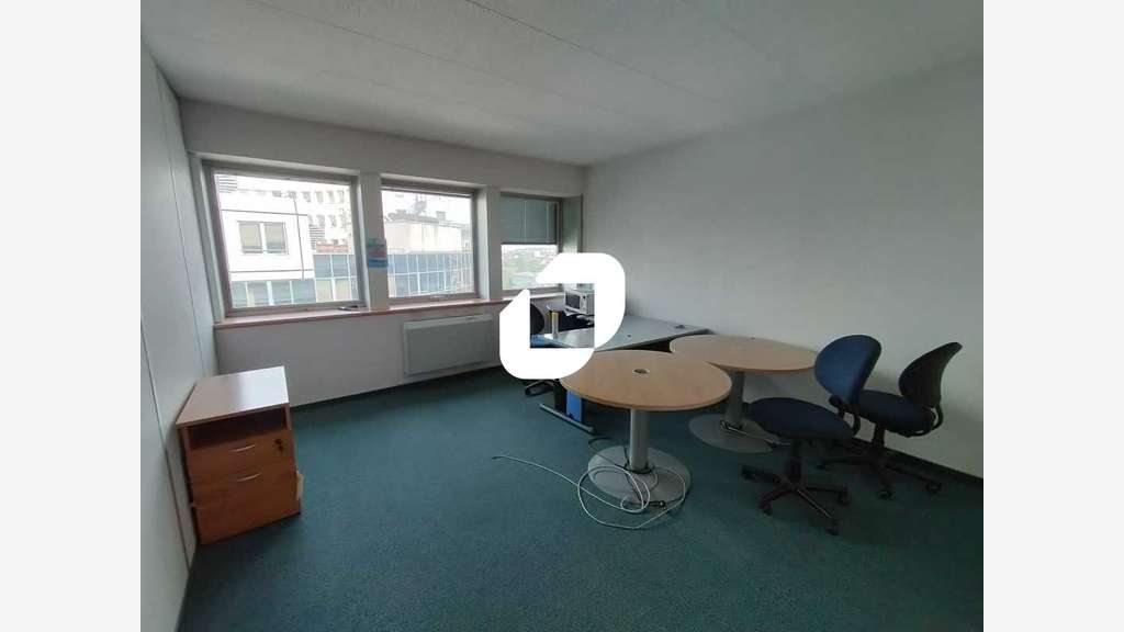 A louer Bureaux 86m² Bobigny